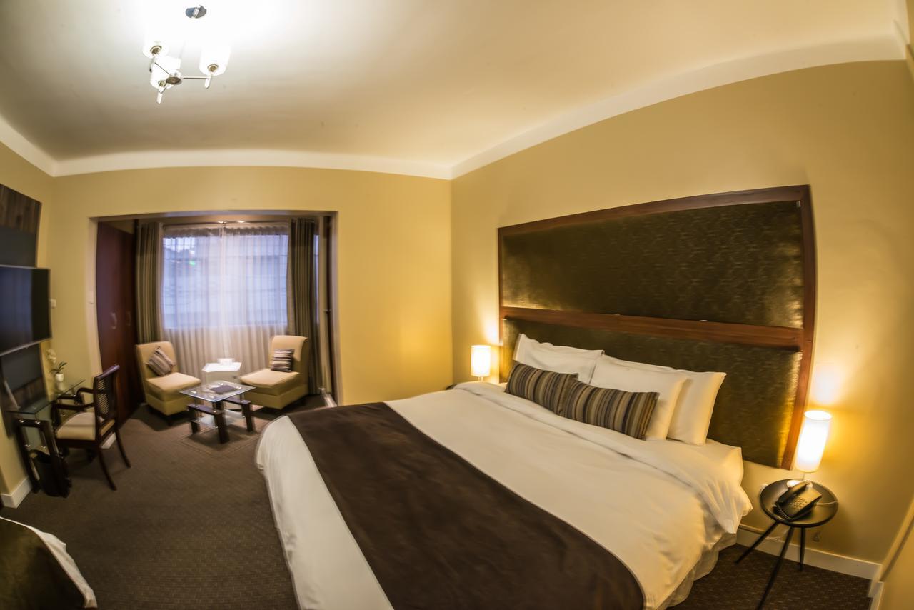 Los Leones Hotel Boutique Yanahuara Bagian luar foto